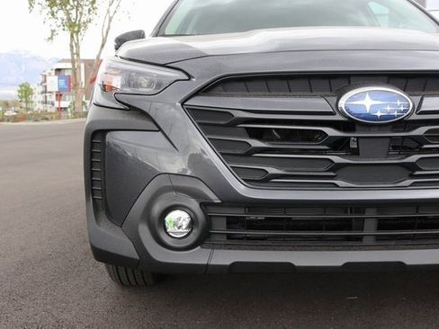 Certified 2025 Subaru Outback Premium w/ Popular Package #1A image 9