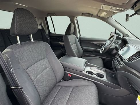 Certified 2025 Honda Ridgeline Sport image 22