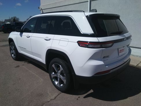 New 2026 Jeep Grand Cherokee Limited AWD/4WD image 7