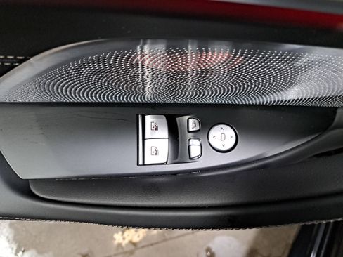 Certified 2025 BMW M850i xDrive Coupe image 25