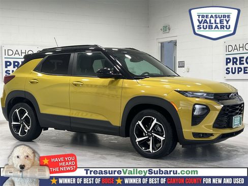 Used 2023 Chevrolet TrailBlazer RS w/ Sun and Liftgate Package image 1