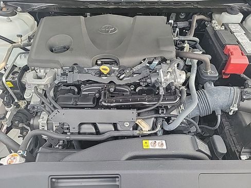 Used 2023 Toyota Camry LE image 33