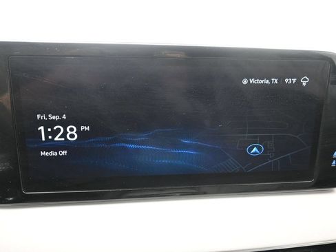Used 2024 Hyundai Palisade SEL w/ Premium Package FWD image 9