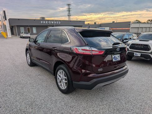 Certified 2024 Ford Edge SEL w/ Convenience Package AWD/4WD image 5