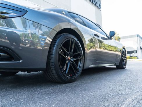 Used 2017 Maserati GranTurismo Sport RWD image 28