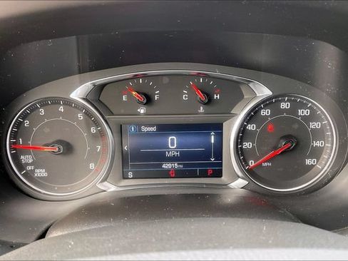 Certified 2023 GMC Acadia SLE w/ Driver Convenience Package FWD image 20