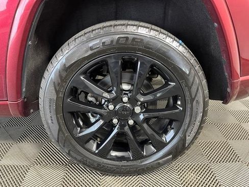 Used 2021 Jeep Grand Cherokee Laredo X AWD/4WD image 10