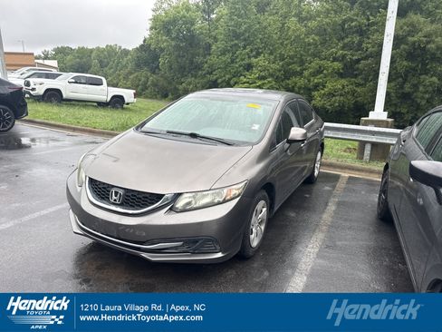 Used 2013 Honda Civic LX image 1
