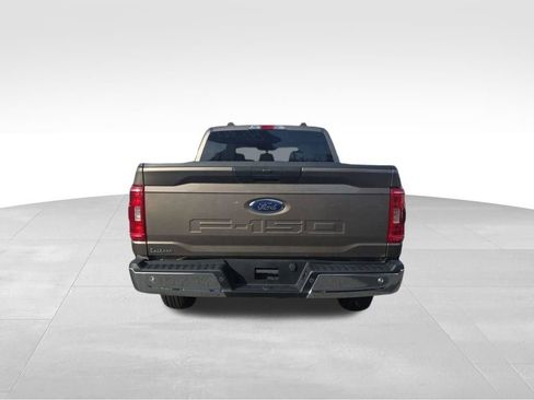 Used 2022 Ford F150 XLT image 8