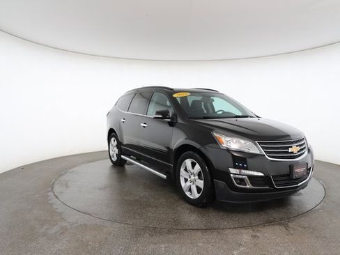 Used 2016 Chevrolet Traverse LT w/ Style and Technology Package image 27