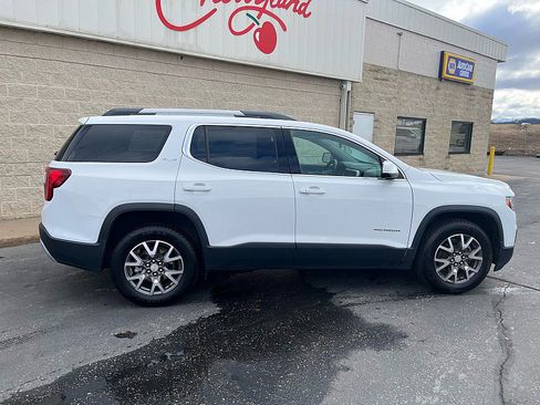 Used 2020 GMC Acadia SLE w/ Driver Convenience Package image 9