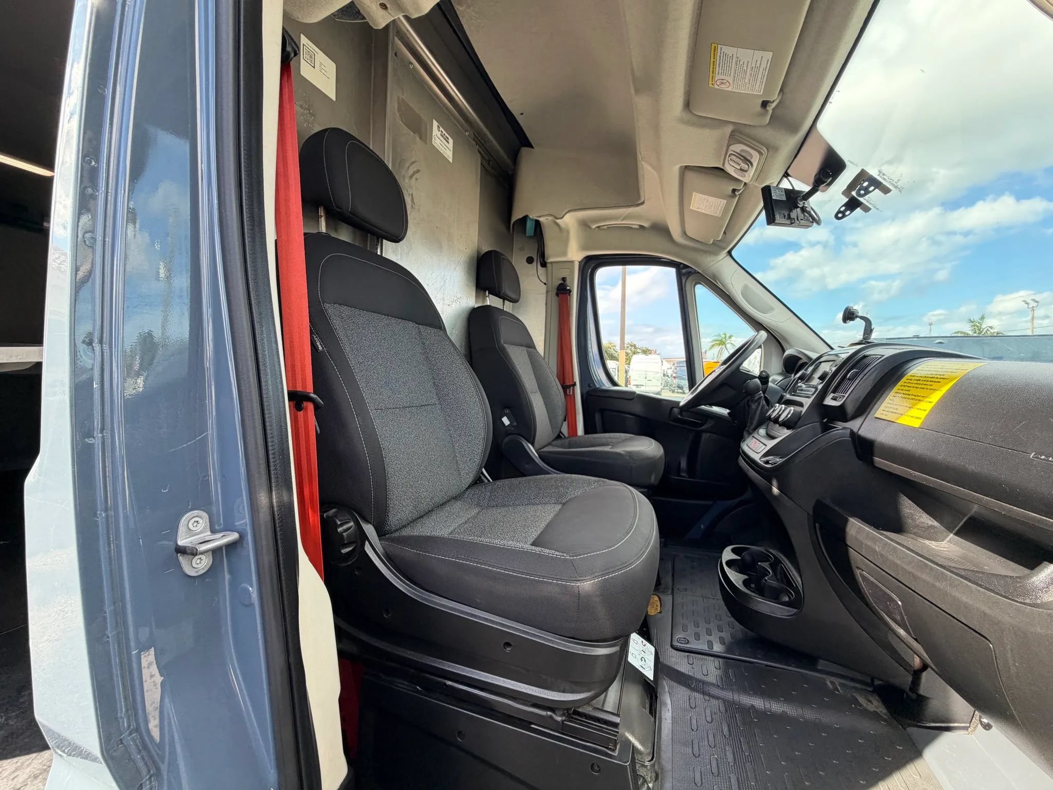 Used 2020 RAM ProMaster 3500 FWD image 14