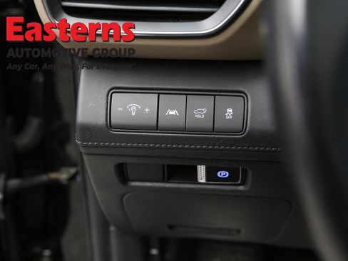 Used 2023 Hyundai Santa Fe SEL Premium image 22