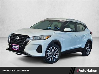 Used 2023 Nissan Kicks SV
