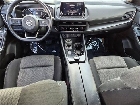 Used 2024 Nissan Rogue SV AWD/4WD image 17