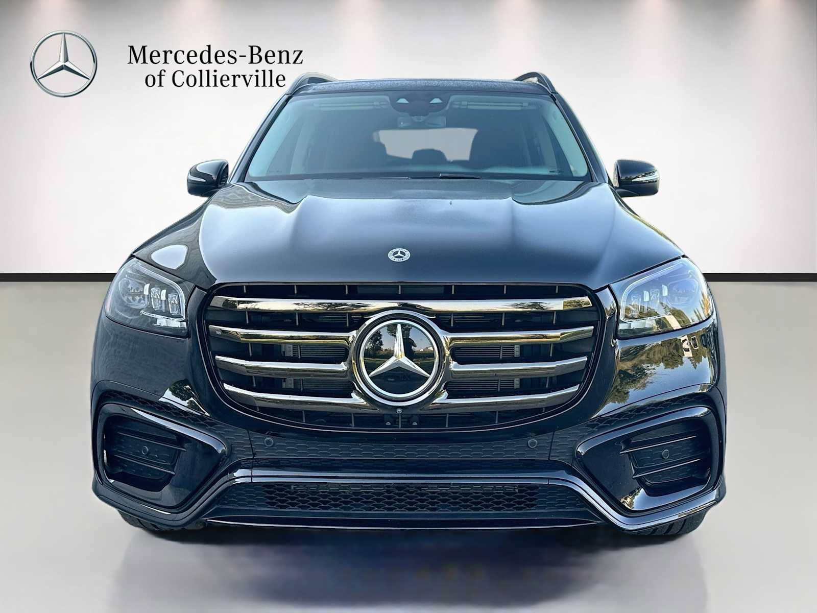 Used 2026 Mercedes-Benz GLS 580 4MATIC image 2