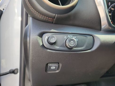 Certified 2025 Chevrolet Blazer Premier w/ Driver Confidence II Package image 22