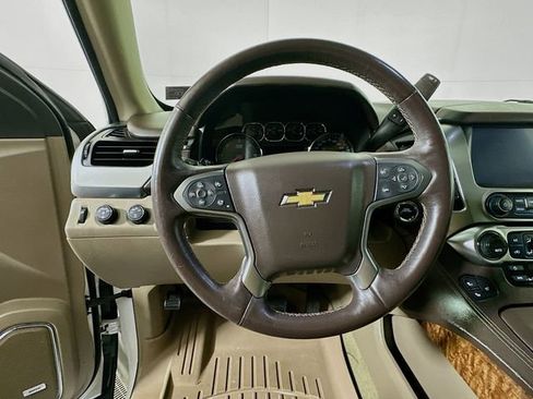 Used 2016 Chevrolet Suburban LTZ AWD/4WD image 12