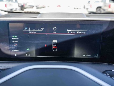 Used 2025 Nissan Ariya AWD image 22