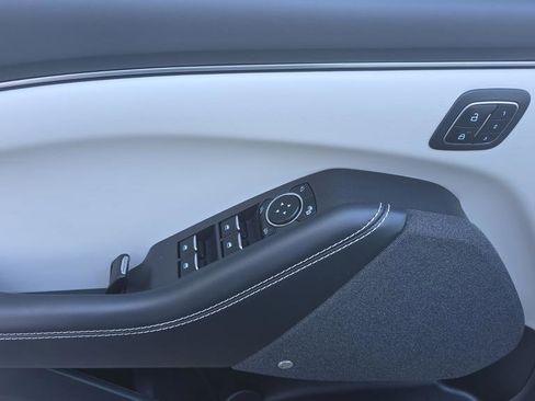 Certified 2025 Ford Mustang Mach-E Premium image 15