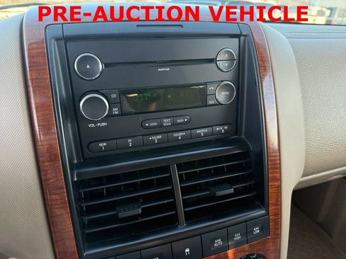 Used 2010 Ford Explorer Eddie Bauer image 16