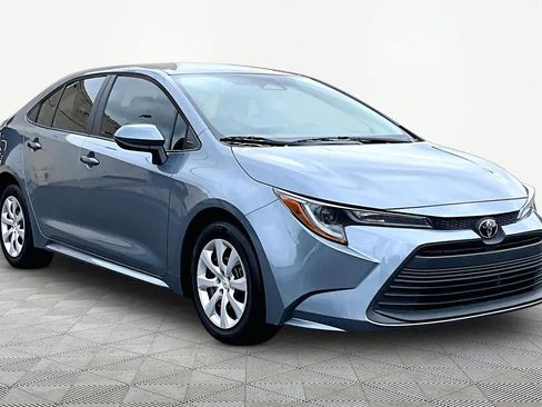 Certified 2024 Toyota Corolla LE FWD image 3