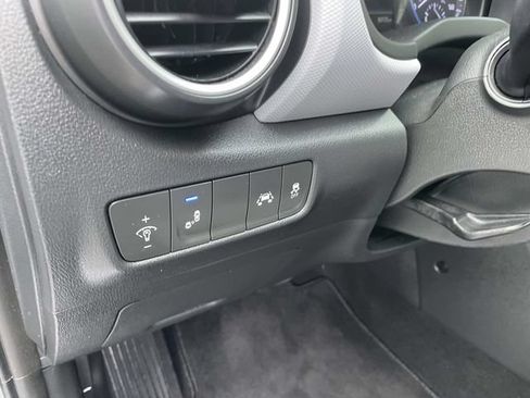 Used 2021 Hyundai Kona SEL AWD/4WD image 22
