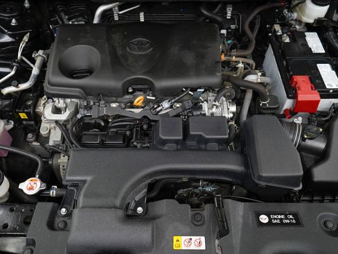 Used 2024 Toyota RAV4 XLE image 32