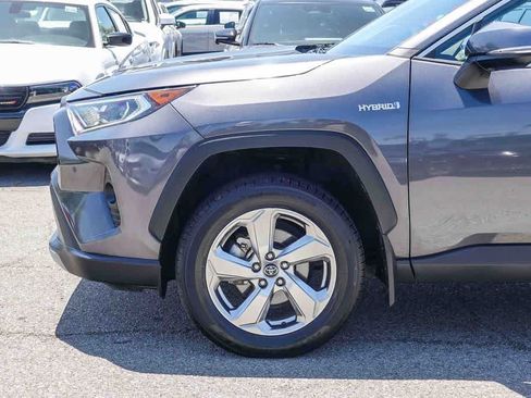 Used 2020 Toyota RAV4 Limited w/ Carpet Mat Package AWD/4WD image 9