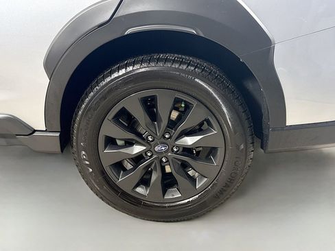 Used 2023 Subaru Outback Onyx Edition image 31
