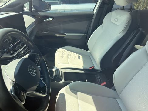 Used 2021 Volkswagen ID.4 Pro S RWD image 5