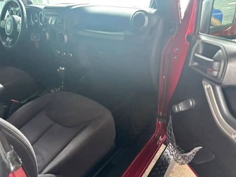 Used 2013 Jeep Wrangler Sport w/ Connectivity Group image 10