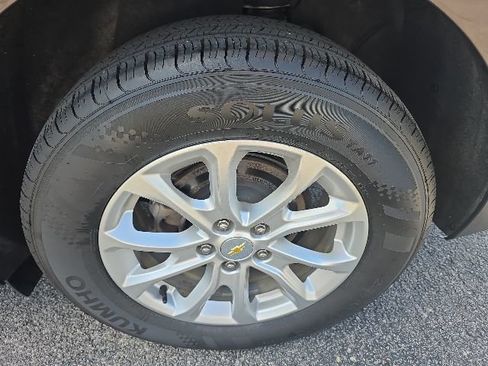 Used 2020 Chevrolet Equinox LT AWD/4WD image 6