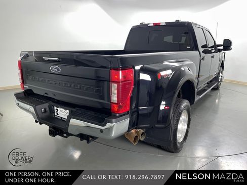 Used 2022 Ford F350 Lariat w/ Lariat Value Package image 6