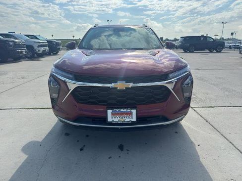 New 2025 Chevrolet Trax LT image 10