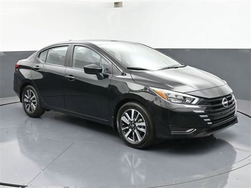 New 2025 Nissan Versa SV w/ Trunk Package image 2