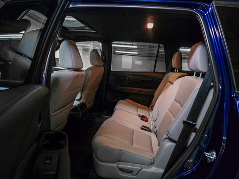 Used 2023 Honda Passport EX-L image 24