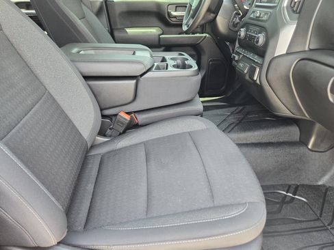 Used 2024 Chevrolet Silverado 2500 Custom w/ Custom Value Package AWD/4WD image 16