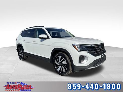 Used 2025 Volkswagen Atlas SE AWD/4WD image 7