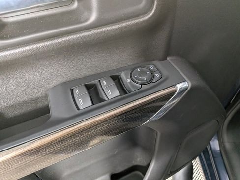 Used 2022 Chevrolet Silverado 1500 LT Trail Boss w/ Bed Protection Package image 13