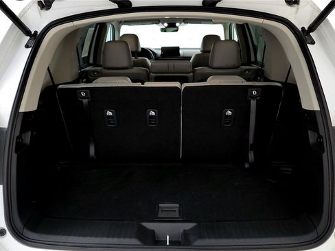 Used 2025 Honda Pilot EX-L image 13