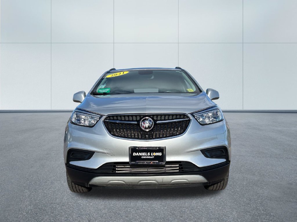 Used 2021 Buick Encore Preferred FWD image 3