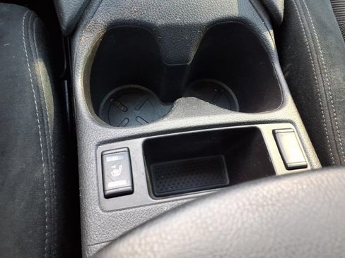 Used 2015 Nissan Rogue SV FWD image 12