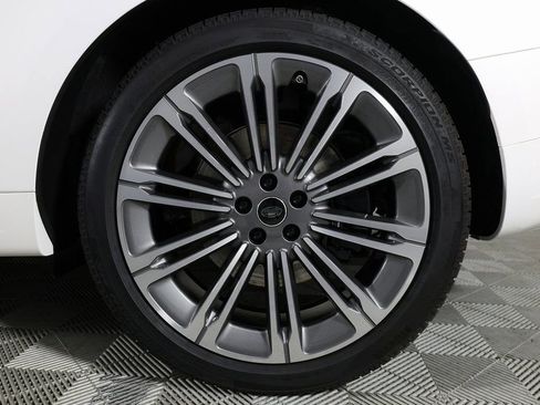 Used 2025 Land Rover Range Rover Sport Dynamic SE image 46