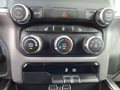 Used 2023 RAM 1500 Big Horn AWD/4WD image 26