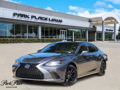 New 2025 Lexus ES 350 w/ Premium Package