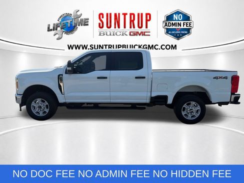 Used 2025 Ford F250 XLT AWD/4WD image 2