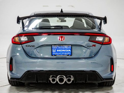 Used 2025 Honda Civic Type R image 7