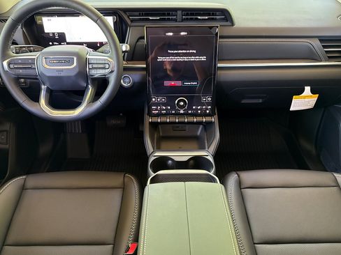 New 2026 GMC Terrain Denali w/ LPO, Floor Liner Package AWD/4WD image 14