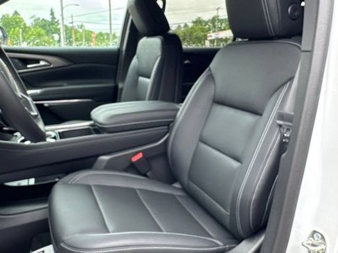 New 2026 Chevrolet Traverse LT w/ Driver Confidence Package AWD/4WD image 27